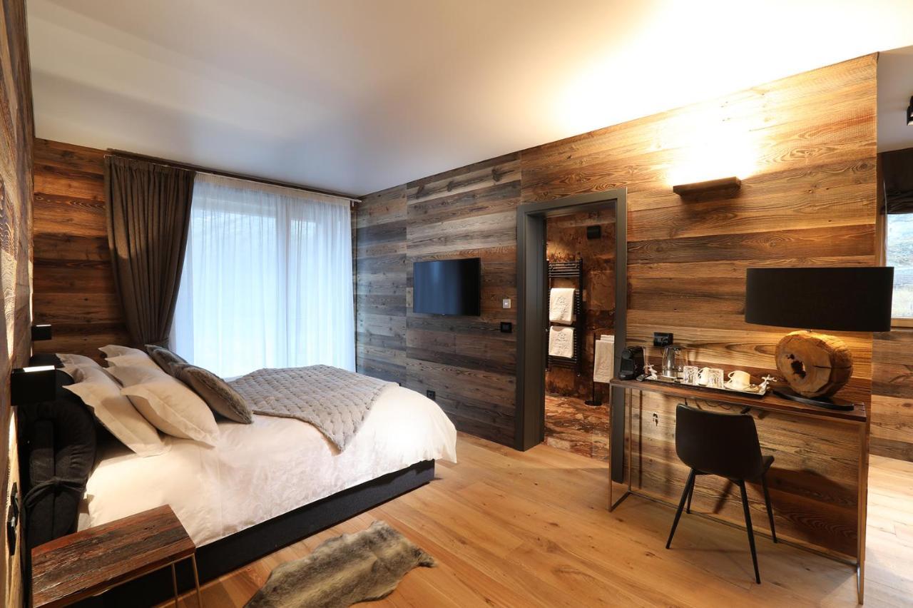 브루일서비니아 Chalet Blanc Cervinia B&B 외부 사진