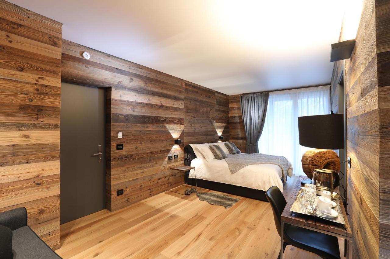 브루일서비니아 Chalet Blanc Cervinia B&B 외부 사진