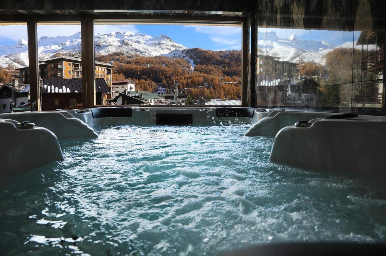 브루일서비니아 Chalet Blanc Cervinia B&B 외부 사진