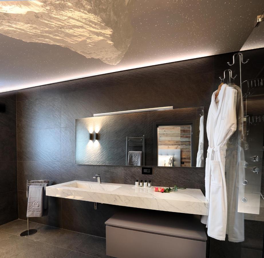 브루일서비니아 Chalet Blanc Cervinia B&B 외부 사진
